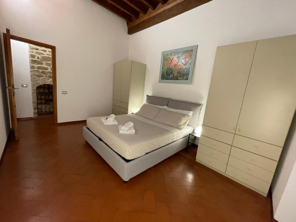 At The Boboli Garden Carola Loft Florencia