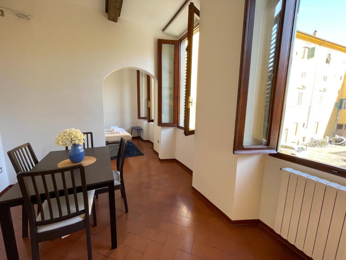 At The Boboli Garden Carola Loft *